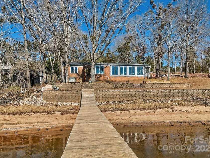 2700 Singleton Creek Road, Liberty Hill, SC 29074.  MLS# CAR4221959, YatesRealty ID 1053. 