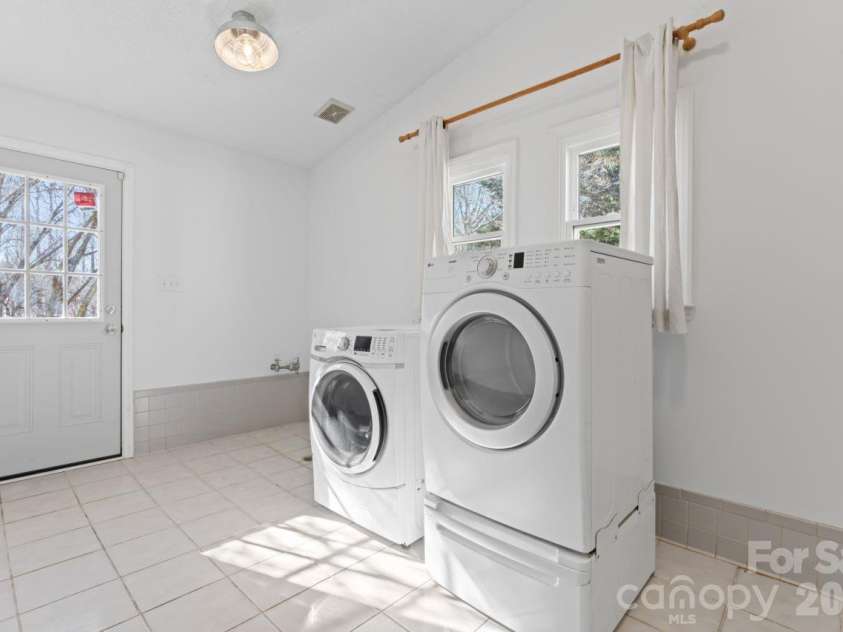 1769 Old Nc 27 Highway, Mount Holly, NC 28120.  MLS# CAR4312028, YatesRealty ID 10530. 