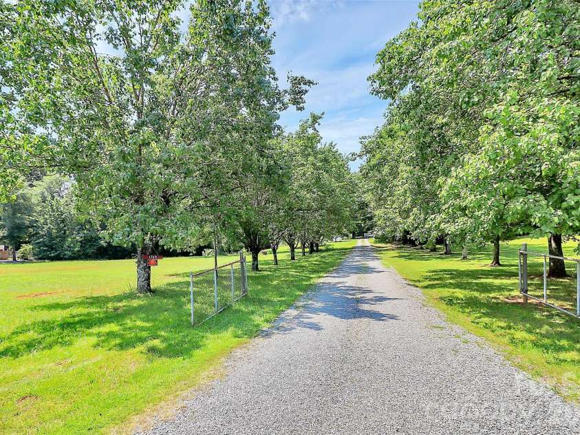 1769 Old Nc 27 Highway, Mount Holly, NC 28120.  MLS# CAR4312028, YatesRealty ID 10530. Shared driveway