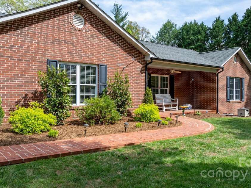 503 Sanford Gragg Road, Hudson, NC 28638.  MLS# CAR4253917, YatesRealty ID 10531. 