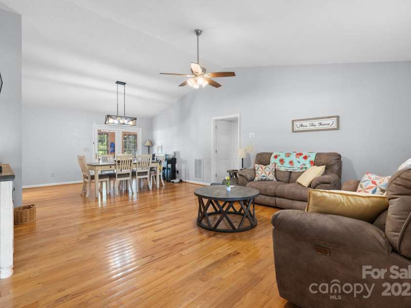 503 Sanford Gragg Road, Hudson, NC 28638.  MLS# CAR4253917, YatesRealty ID 10531. 