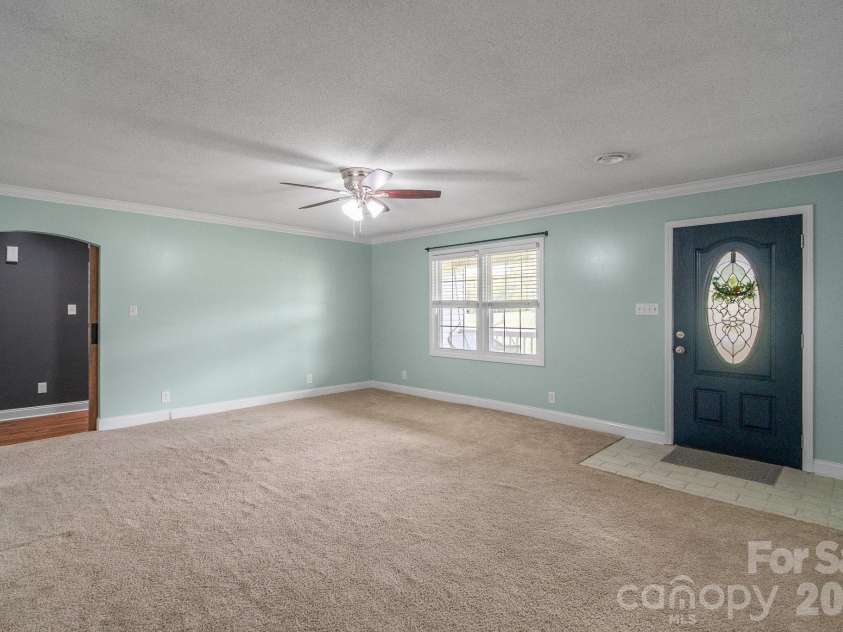 1317 Potter Road, Lancaster, SC 29720.  MLS# CAR4365891, YatesRealty ID 10532. 