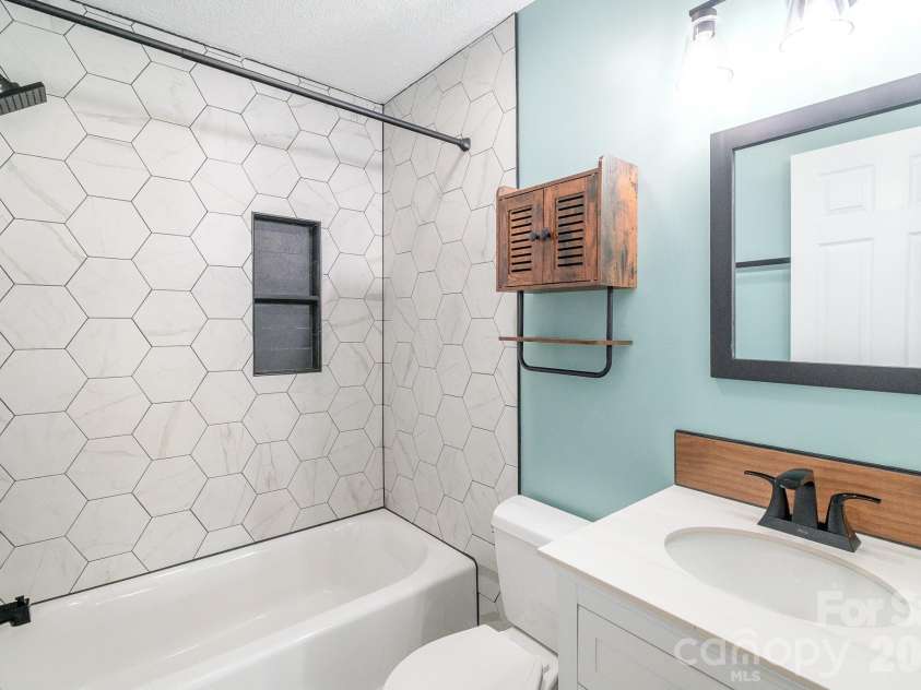 1317 Potter Road, Lancaster, SC 29720.  MLS# CAR4365891, YatesRealty ID 10532. 