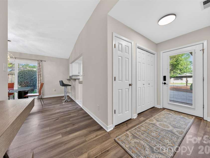 9018 St Lucia Lane, Charlotte, NC 28277.  MLS# CAR4363667, YatesRealty ID 10533. 