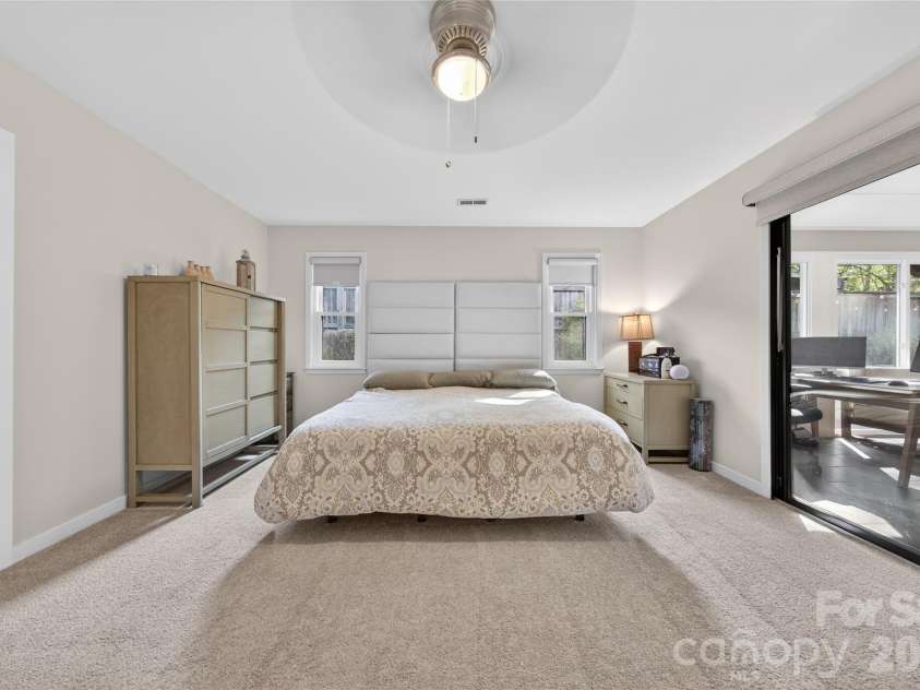 9018 St Lucia Lane, Charlotte, NC 28277.  MLS# CAR4363667, YatesRealty ID 10533. 