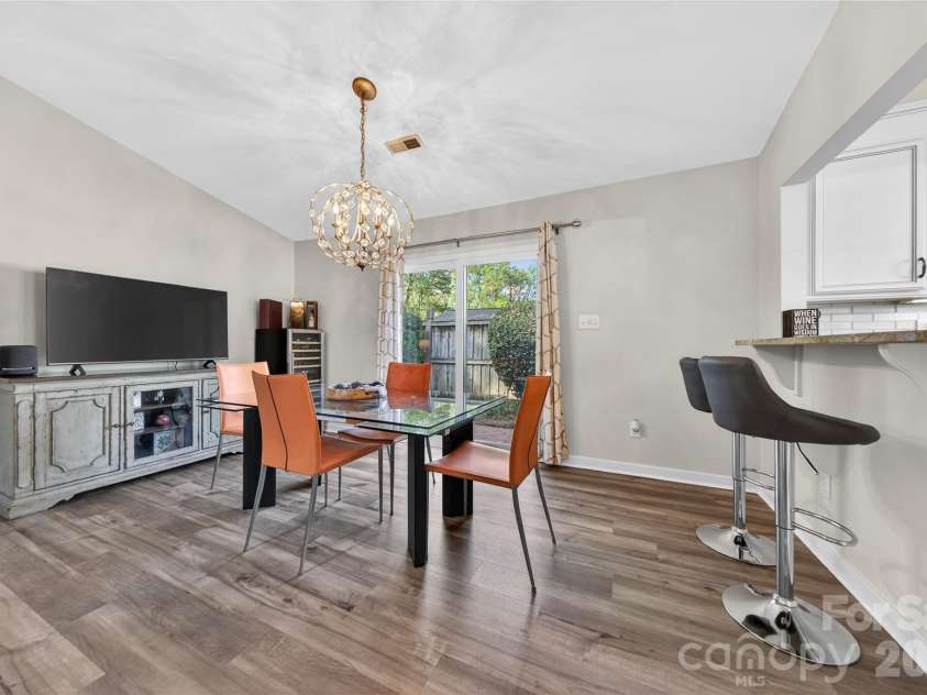 9018 St Lucia Lane, Charlotte, NC 28277.  MLS# CAR4363667, YatesRealty ID 10533. 