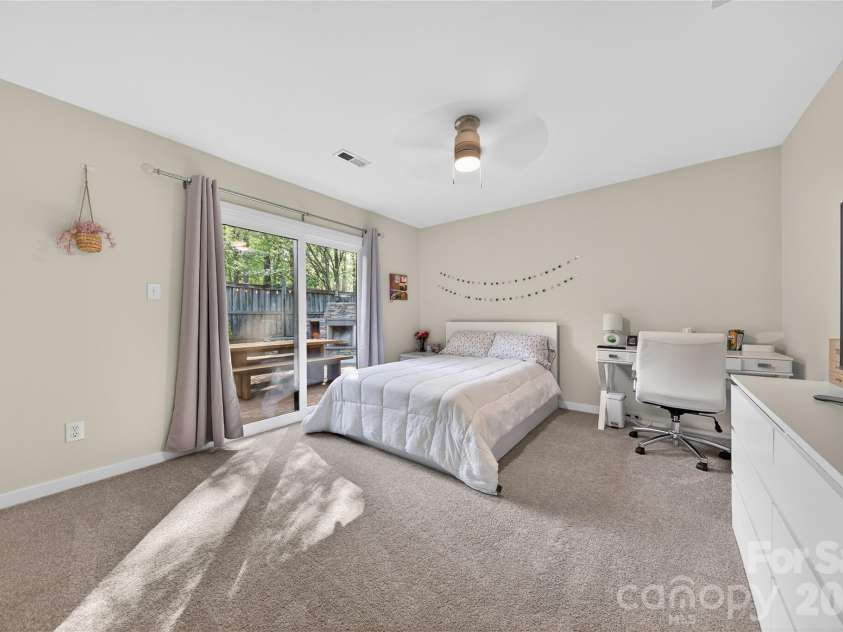 9018 St Lucia Lane, Charlotte, NC 28277.  MLS# CAR4363667, YatesRealty ID 10533. 