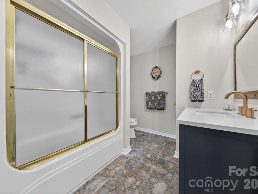 9018 St Lucia Lane, Charlotte, NC 28277.  MLS# CAR4363667, YatesRealty ID 10533. 