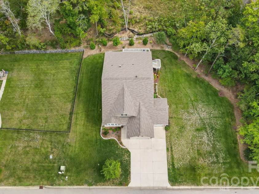 3812 Arial Lane, York, SC 29745.  MLS# CAR4363339, YatesRealty ID 10534. 