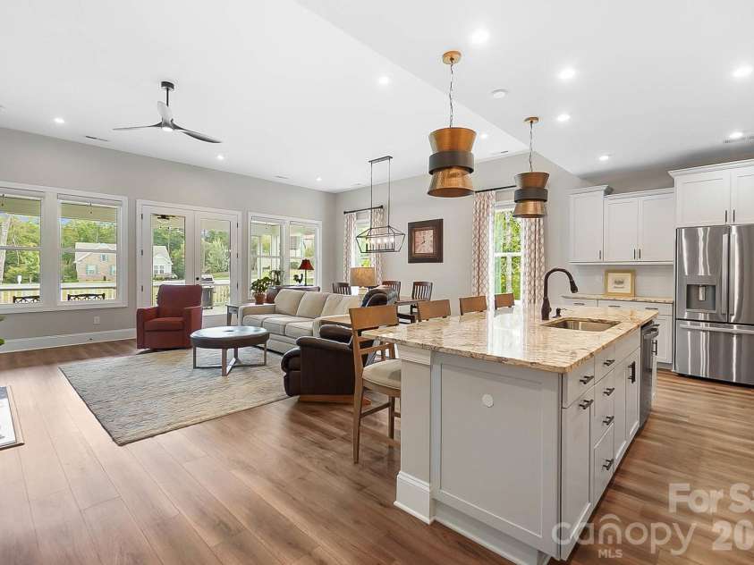 3812 Arial Lane, York, SC 29745.  MLS# CAR4363339, YatesRealty ID 10534. 