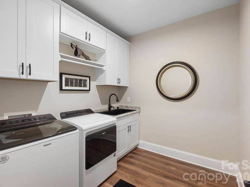 3812 Arial Lane, York, SC 29745.  MLS# CAR4363339, YatesRealty ID 10534. 