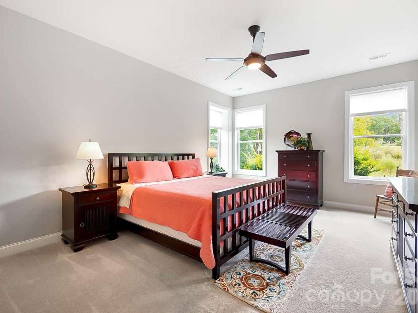 3812 Arial Lane, York, SC 29745.  MLS# CAR4363339, YatesRealty ID 10534. 