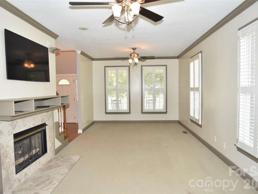 3486 Victorian Hills Drive, Richburg, SC 29729.  MLS# CAR4404160, YatesRealty ID 10535. 