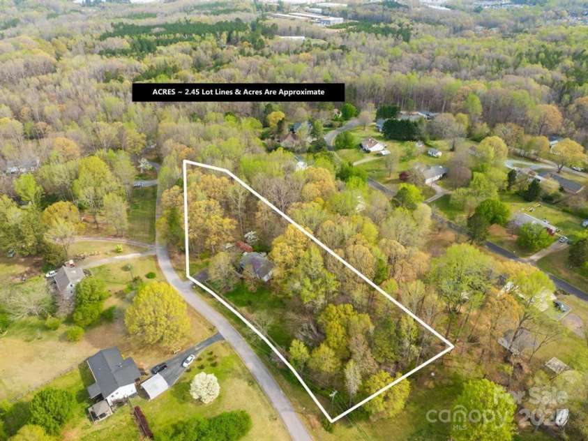 9136 Ladson Road, Indian Land, SC 29707.  MLS# CAR4235415, YatesRealty ID 10535. 