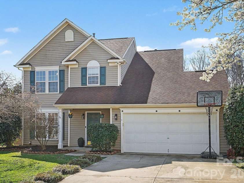 2503 Kings Farm Way, Indian Trail, NC 28079.  MLS# CAR4353719, YatesRealty ID 10536. 
