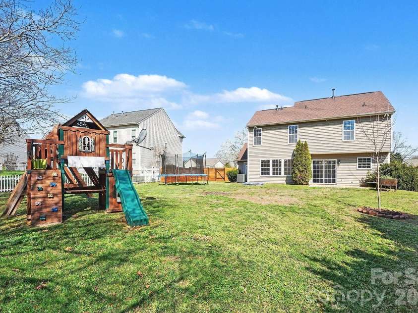 2503 Kings Farm Way, Indian Trail, NC 28079.  MLS# CAR4353719, YatesRealty ID 10536. 