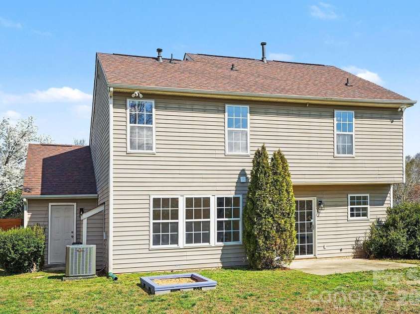 2503 Kings Farm Way, Indian Trail, NC 28079.  MLS# CAR4353719, YatesRealty ID 10536. 