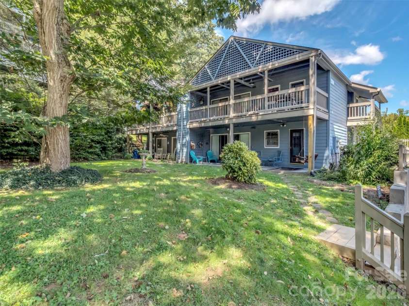 21 Peaceful Way, Lake Junaluska, NC 28745.  MLS# CAR4361818, YatesRealty ID 10539. 