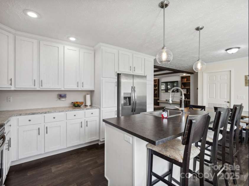 33 Travora Circle, York, SC 29745.  MLS# CAR4238069, YatesRealty ID 10539. 