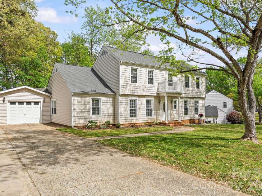 430 Bass Lane, Charlotte, NC 28270.  MLS# CAR4366776, YatesRealty ID 10540. Left Front Exterior