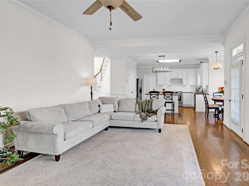 8810 Peppergrass Lane, Waxhaw, NC 28173.  MLS# CAR4353284, YatesRealty ID 10542. 