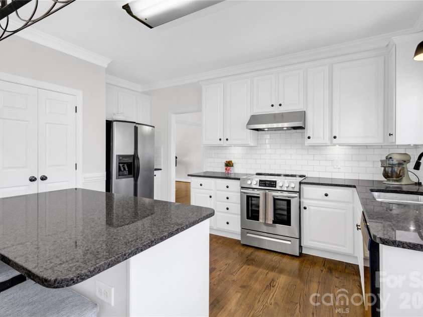 8810 Peppergrass Lane, Waxhaw, NC 28173.  MLS# CAR4353284, YatesRealty ID 10542. 