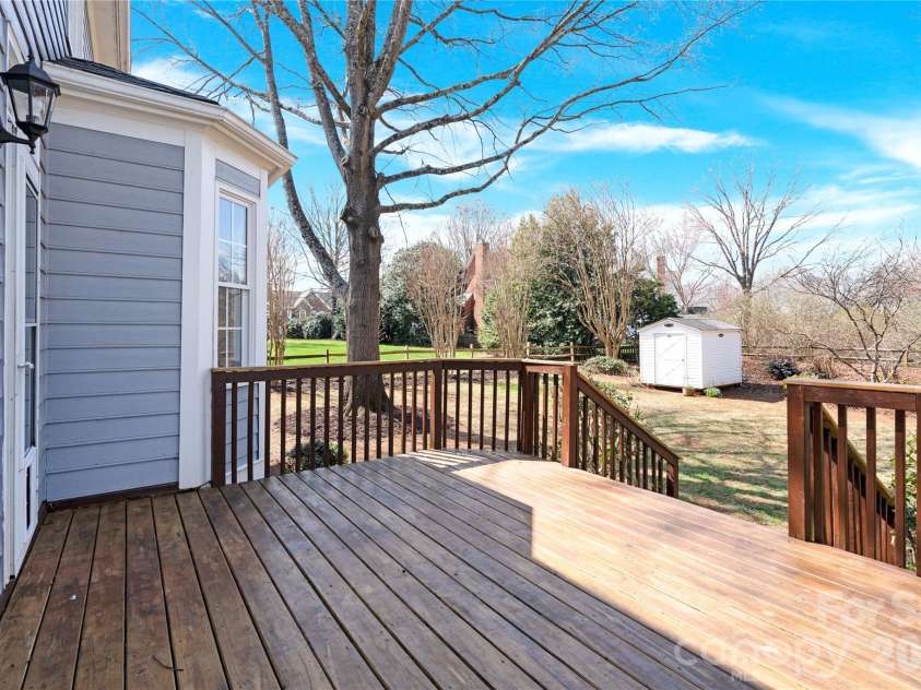 8810 Peppergrass Lane, Waxhaw, NC 28173.  MLS# CAR4353284, YatesRealty ID 10542. 