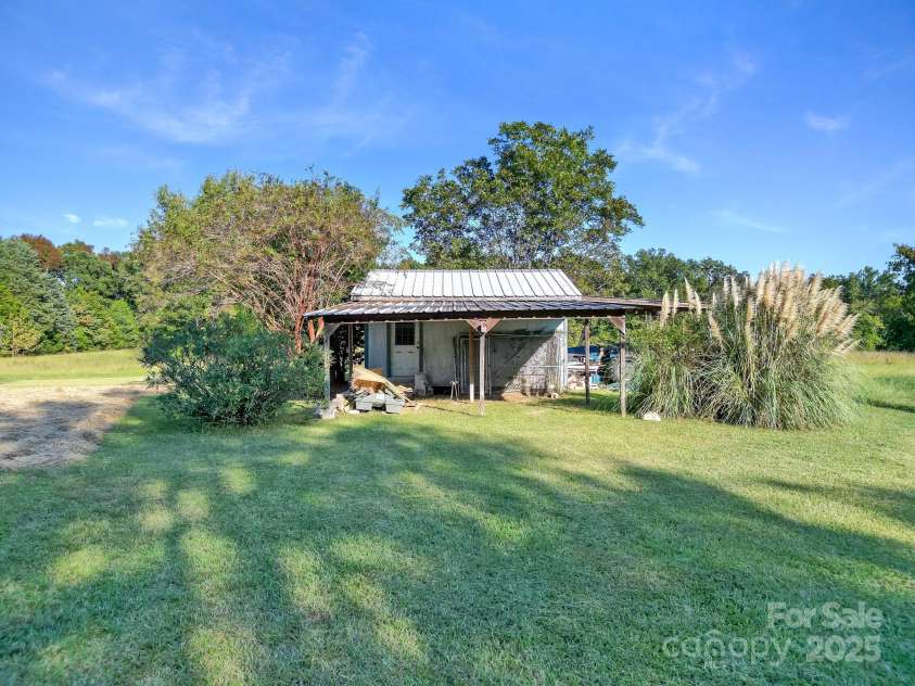 2716 Camp Creek Road, Lancaster, SC 29720.  MLS# CAR4301902, YatesRealty ID 10543. 