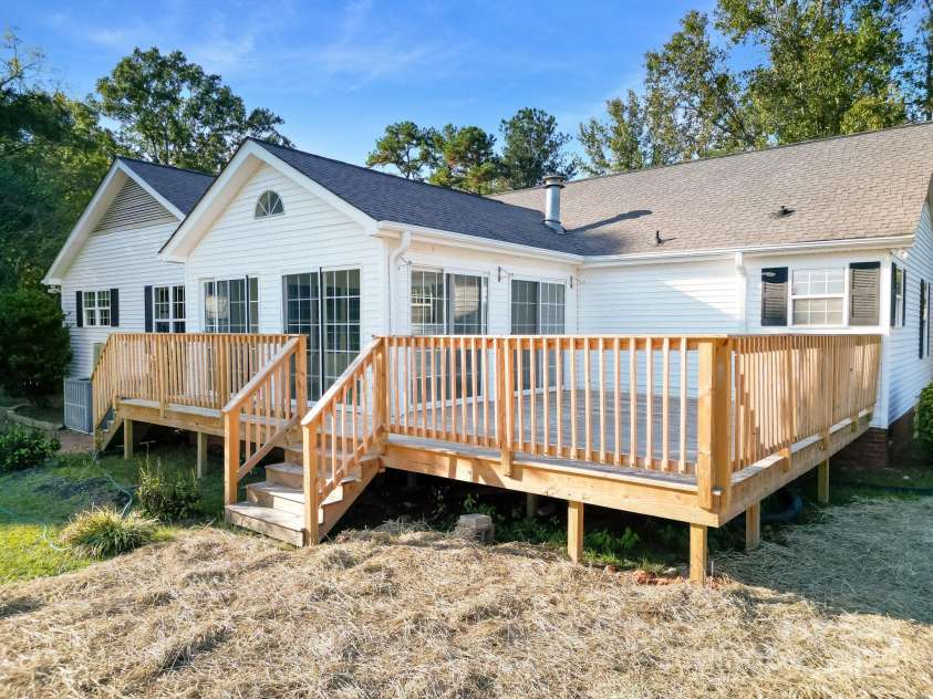 2716 Camp Creek Road, Lancaster, SC 29720.  MLS# CAR4301902, YatesRealty ID 10543. 