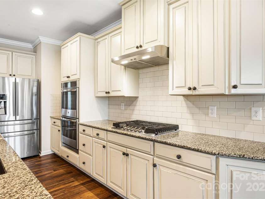 4006 Fall Oak Terrace, Fort Mill, SC 29707.  MLS# CAR4242980, YatesRealty ID 10543. 