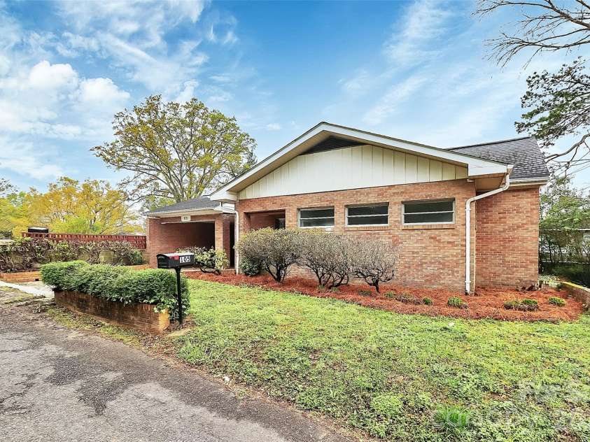 105 Deaver Street, Chester, SC 29706.  MLS# CAR4312540, YatesRealty ID 10544. 