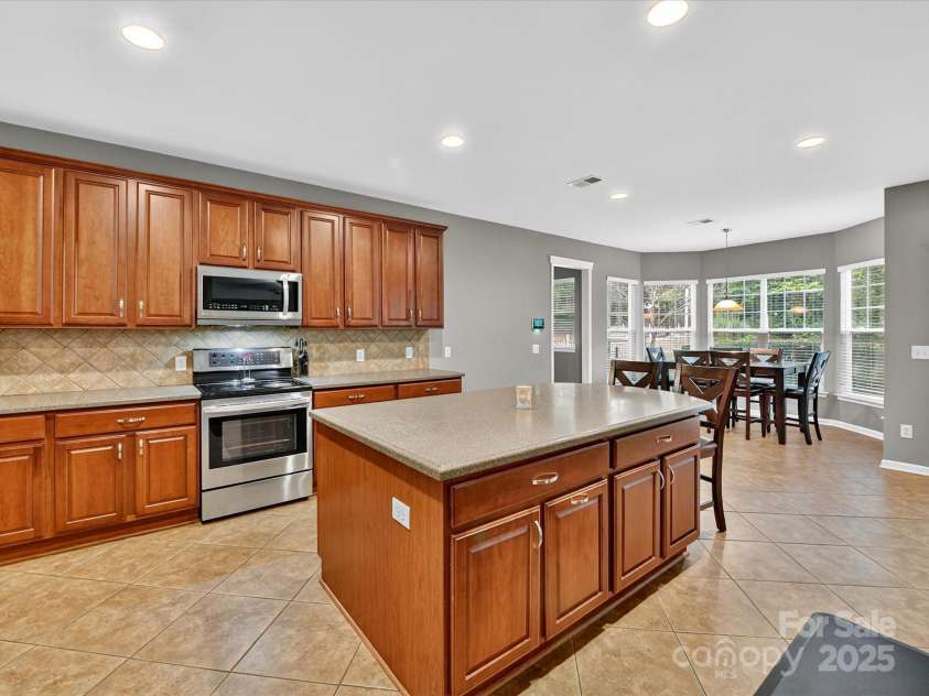 13127 Centennial Commons Parkway, Huntersville, NC 28078.  MLS# CAR4307874, YatesRealty ID 10545. 