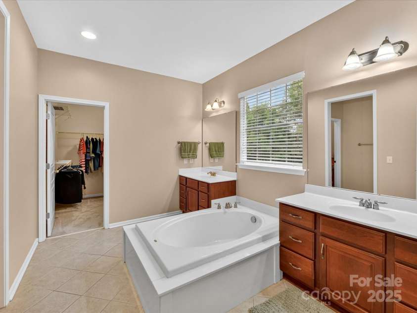 13127 Centennial Commons Parkway, Huntersville, NC 28078.  MLS# CAR4307874, YatesRealty ID 10545. 