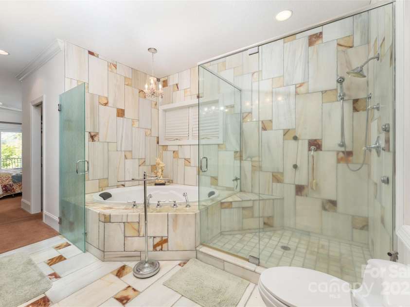 345 Hawks Nest Trail, Lake Lure, NC 28746.  MLS# CAR4313518, YatesRealty ID 10545. 