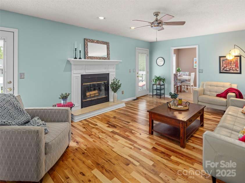 103 Higgins Road, Fletcher, NC 28732.  MLS# CAR4251301, YatesRealty ID 10546. 