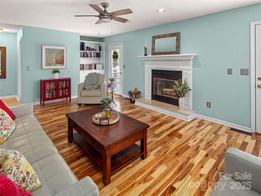 103 Higgins Road, Fletcher, NC 28732.  MLS# CAR4251301, YatesRealty ID 10546. 