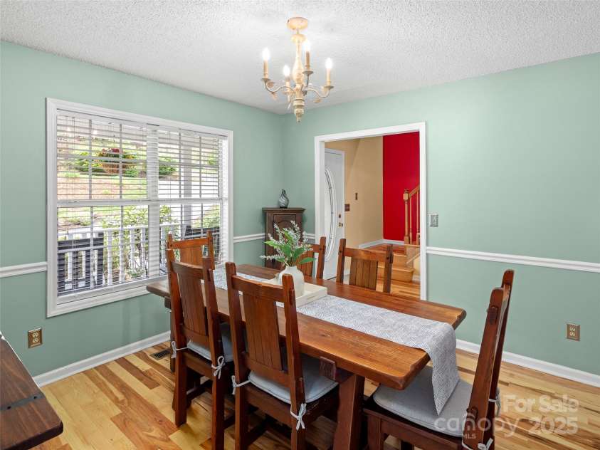 103 Higgins Road, Fletcher, NC 28732.  MLS# CAR4251301, YatesRealty ID 10546. 