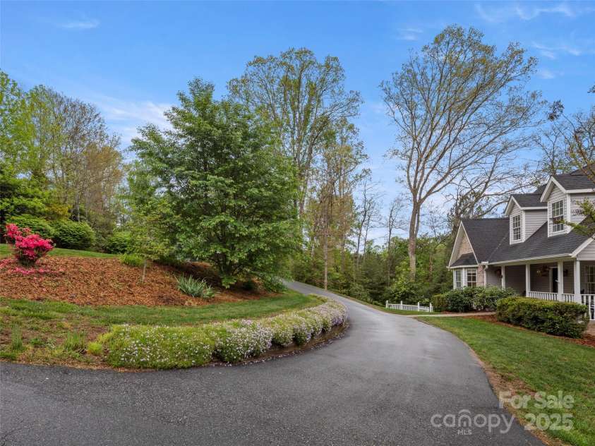 103 Higgins Road, Fletcher, NC 28732.  MLS# CAR4251301, YatesRealty ID 10546. 