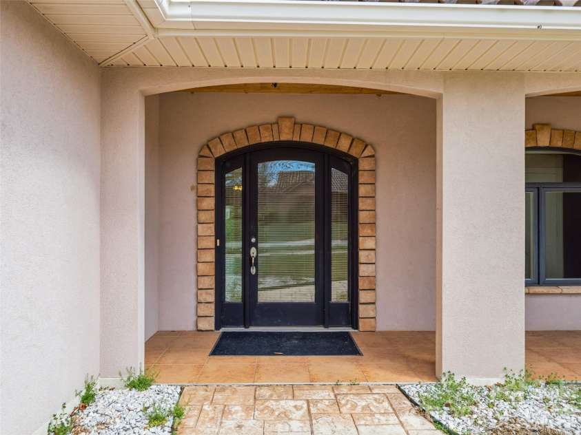 44 Pacifico Drive, Asheville, NC 28806.  MLS# CAR4358449, YatesRealty ID 10546. 
