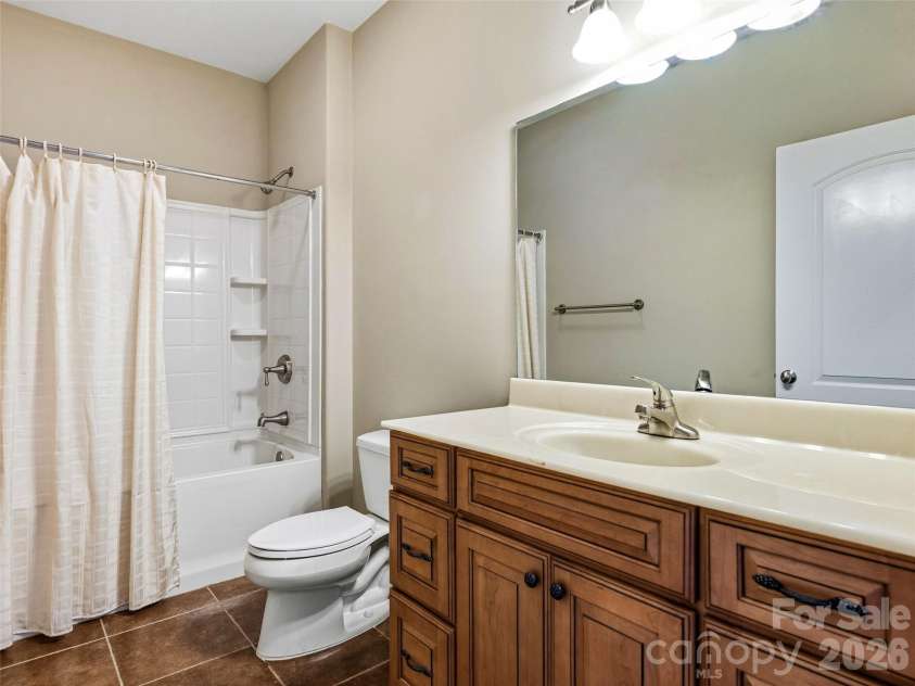 44 Pacifico Drive, Asheville, NC 28806.  MLS# CAR4358449, YatesRealty ID 10546. 