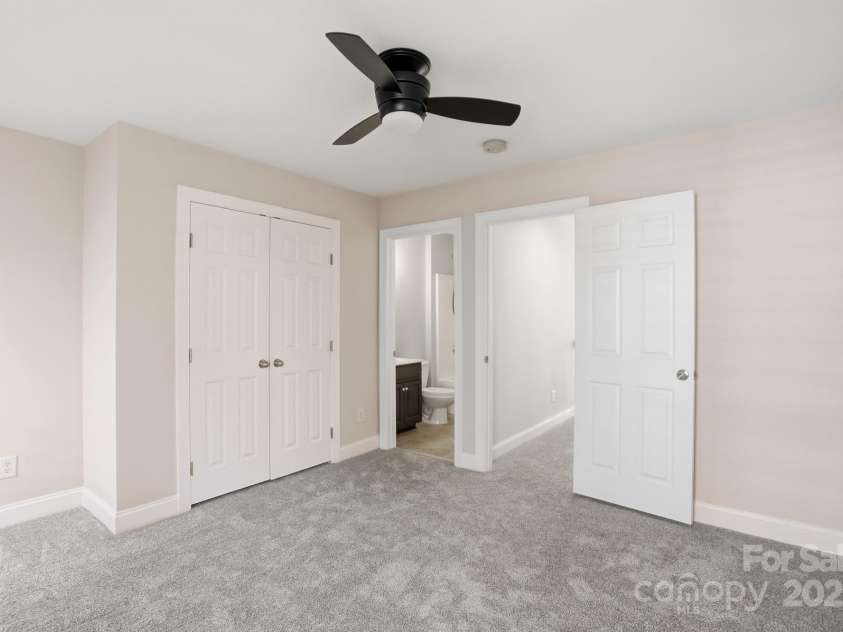 1365 Winged Foot Drive, Denver, NC 28037.  MLS# CAR4325272, YatesRealty ID 10547. 