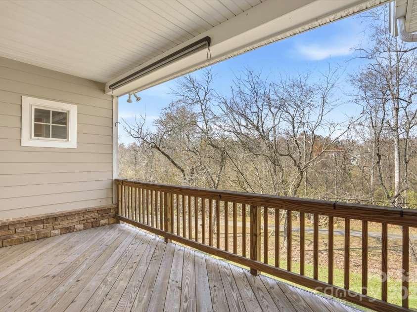 1365 Winged Foot Drive, Denver, NC 28037.  MLS# CAR4325272, YatesRealty ID 10547. 
