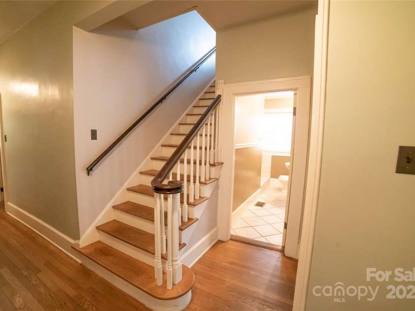 311 Union Street, Morganton, NC 28655.  MLS# CAR4250809, YatesRealty ID 10547. 