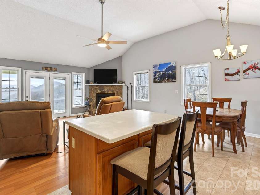 120 Mountain Mist Lane, Waynesville, NC 28785.  MLS# CAR4356544, YatesRealty ID 10548. 