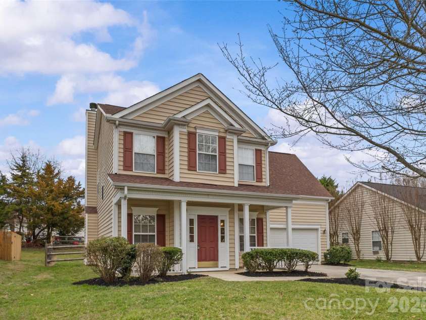 11529 Larix Drive, Charlotte, NC 28273.  MLS# CAR4335155, YatesRealty ID 10549. 