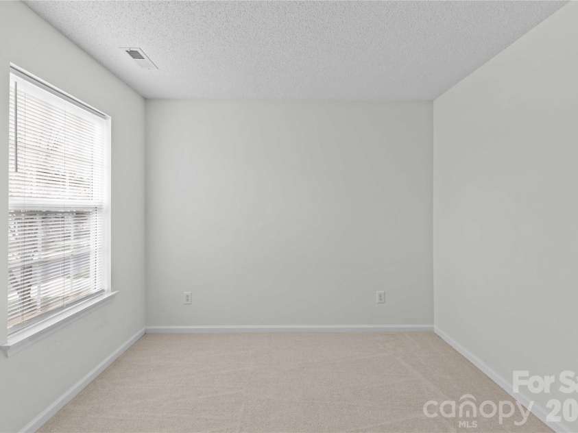 11529 Larix Drive, Charlotte, NC 28273.  MLS# CAR4335155, YatesRealty ID 10549. 