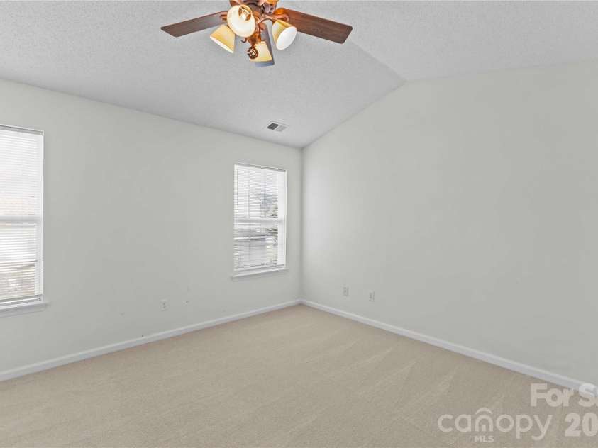 11529 Larix Drive, Charlotte, NC 28273.  MLS# CAR4335155, YatesRealty ID 10549. 