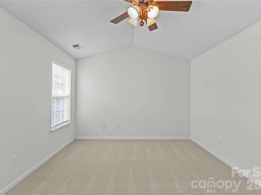 11529 Larix Drive, Charlotte, NC 28273.  MLS# CAR4335155, YatesRealty ID 10549. 