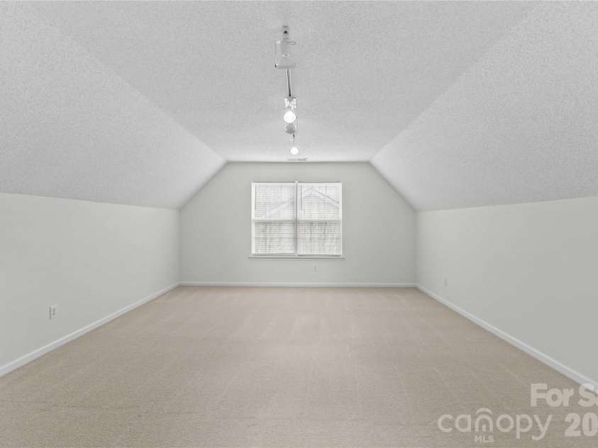 11529 Larix Drive, Charlotte, NC 28273.  MLS# CAR4335155, YatesRealty ID 10549. 