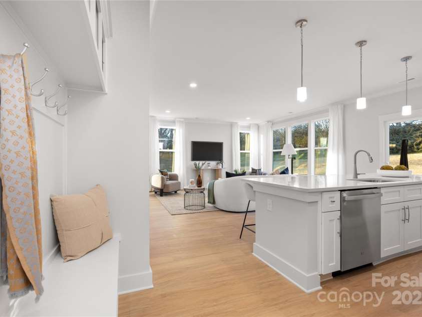 3888 12th Street, Hickory, NC 28601.  MLS# CAR4252959, YatesRealty ID 10549. Representation